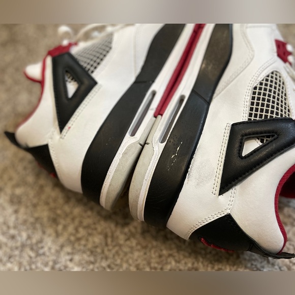 Air Jordan 4 Retro “Fire Red” GS - Picture 6 of 10